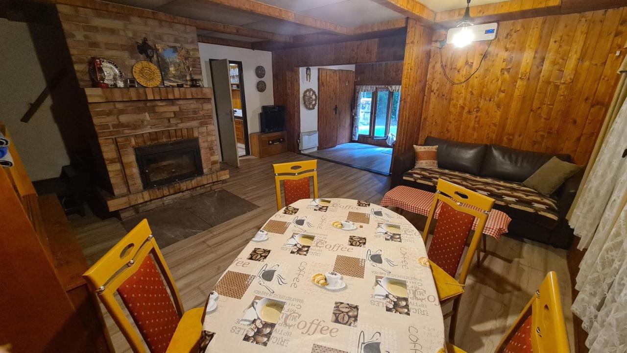 Slovak Cottage Near Bratislava In The Heart Of The Carpathians Modra Extérieur photo
